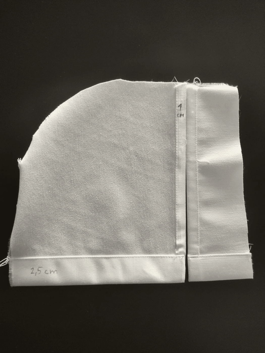 Hem finishing, specified to the centimetre